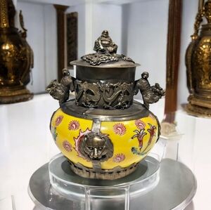 Stunning Antique Chinese Yellow and Red‎ Porcelain Dragon & Lion Incense Burner